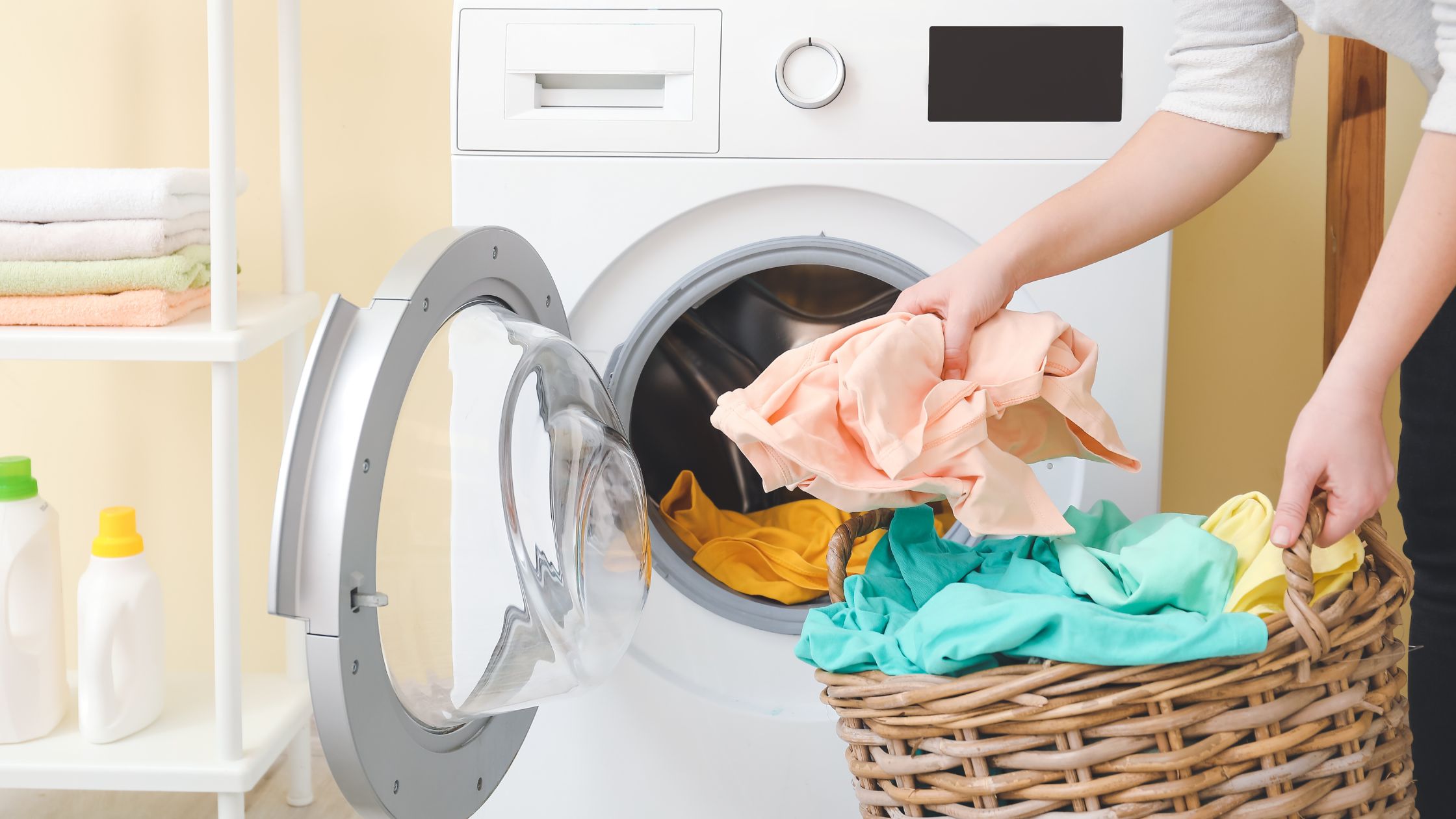9 Inovasi Kost Modern yang Bikin Betah, Nomor 4 Bisa Nambah Cuan jasa laundry kost