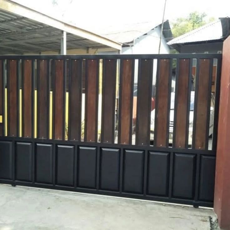Elegan! Ini 15 Model Pagar Minimalis Modern Terbaru untuk Rumah Idaman inspirasi Model pagar rumah minimalis modern