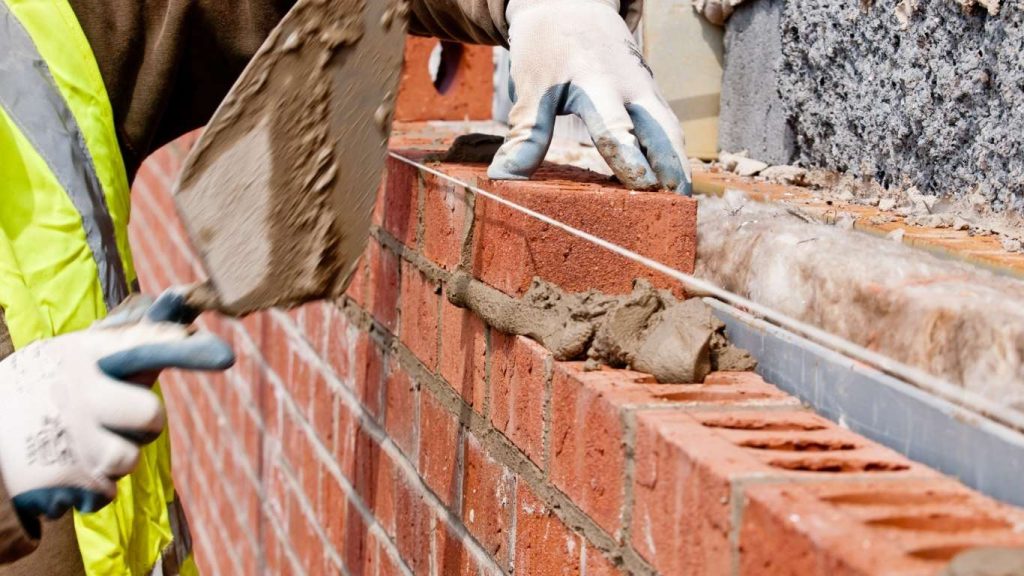 Cara pasang batu bata merah