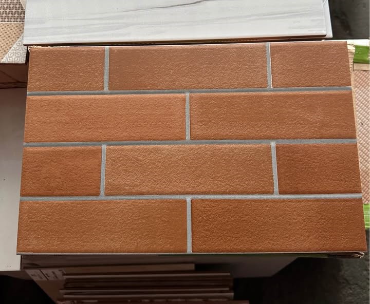 Motif pola granit yang cocok untuk rumah industrialis 